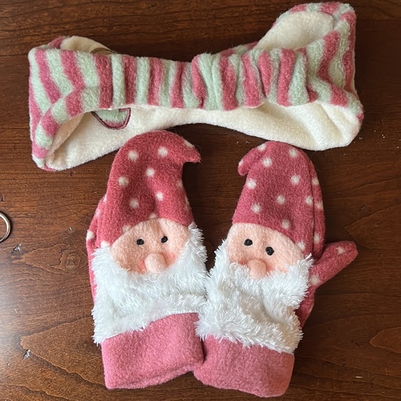 Russ Bonnie Lynn Peace in the Meadow Mittens and Headband - Picture 2 of 3